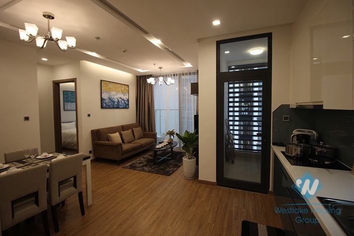 Luxury one bedroom apartment for rent in Vinhome Metrpolis, Ba Dinh district, Ha Noi